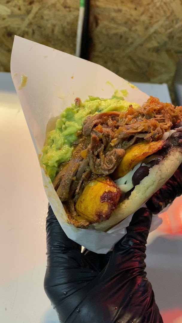 Mia's Arepas a taste of Venezuela · Photos 8